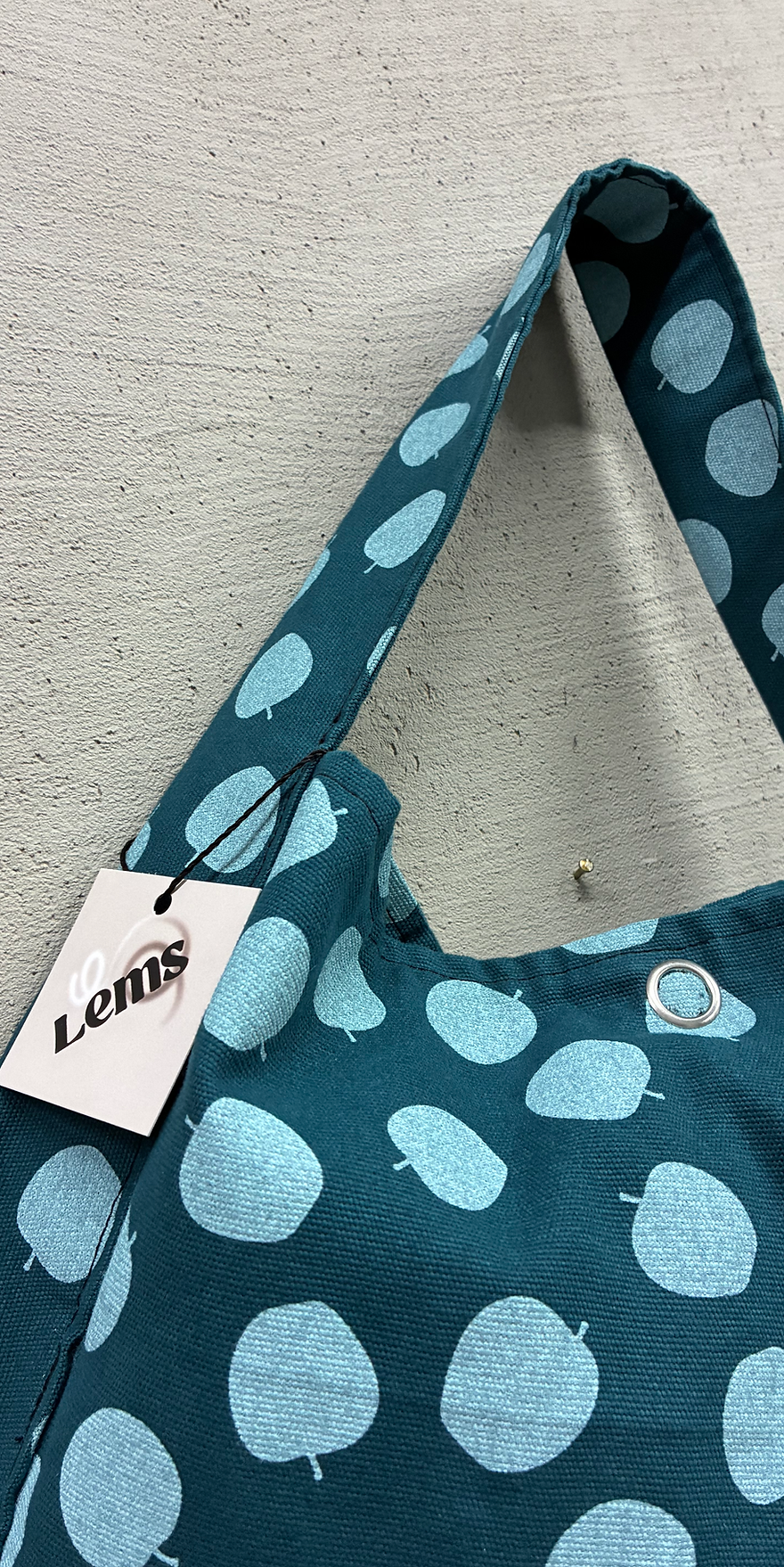 July Cotton Shoulder Bag Apple