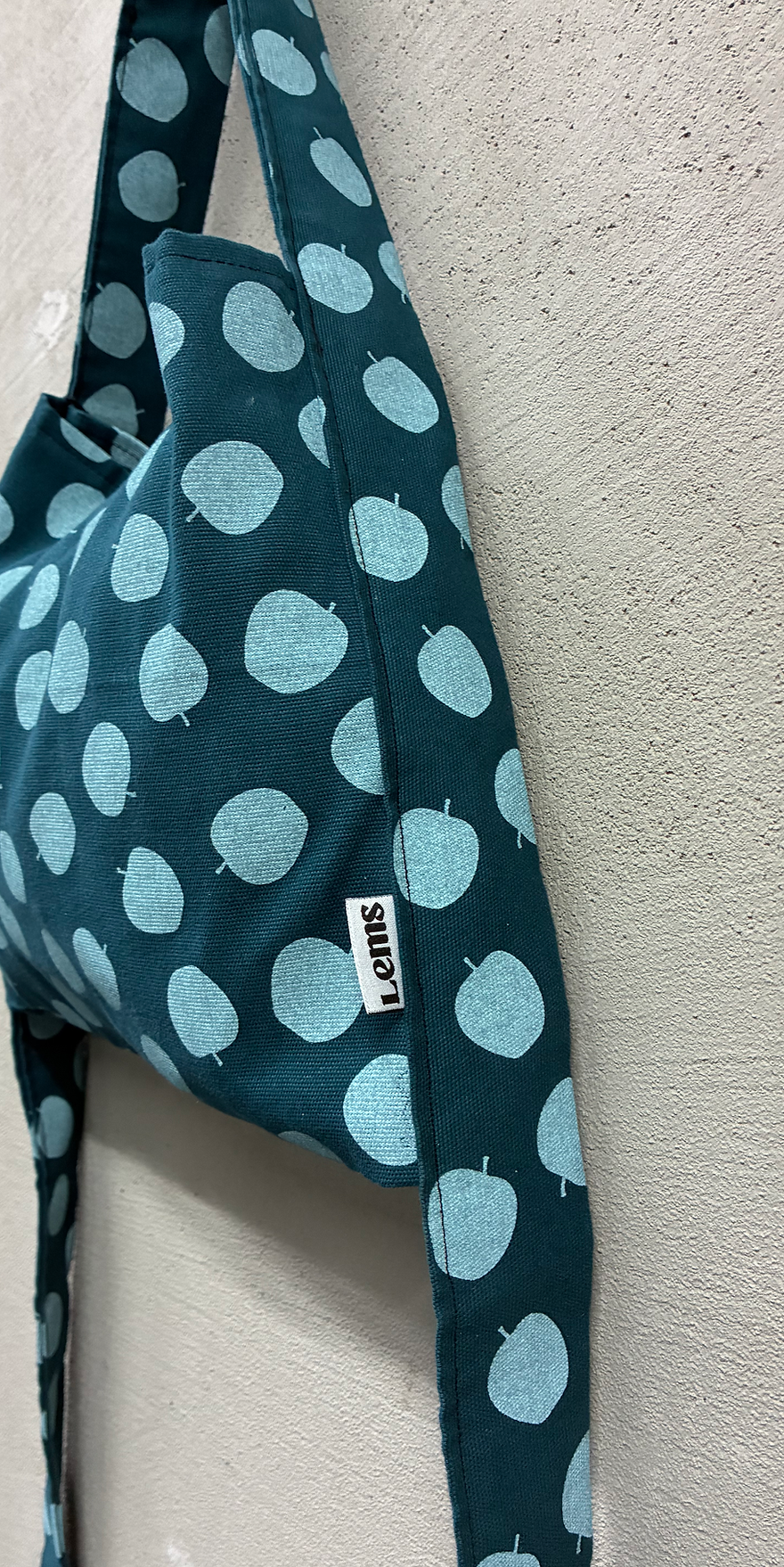 July Cotton Shoulder Bag Apple
